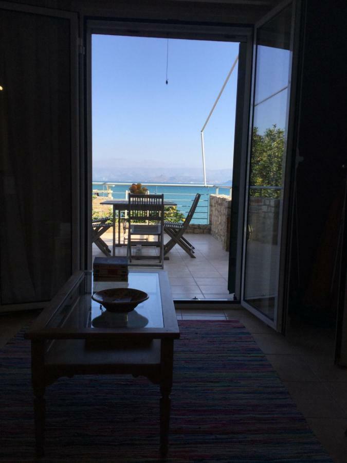 Seafront Apartment Ιι In Kiveri, Near Nafplion. מראה חיצוני תמונה